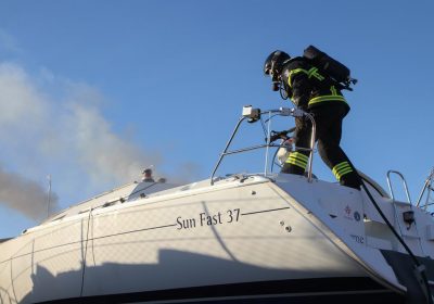 Brand i båd på Holbæk Marina