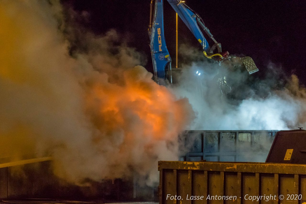 Brand i container på Affald Plus genbrugsstation i Korsør