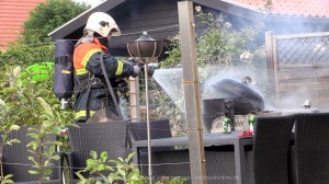 Brand-kuglegrill-Holbaek-4
