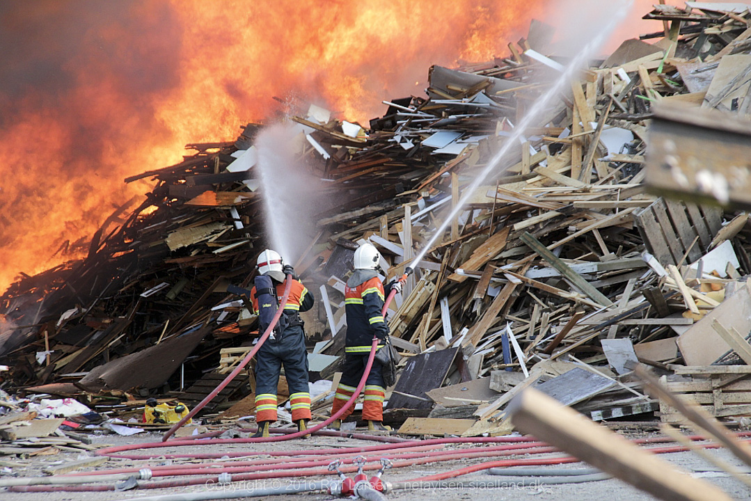 2016-05-28-brand-audebo-005-foto-rolf-larsen