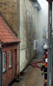 Voldsom brand i biograf i Nakskov