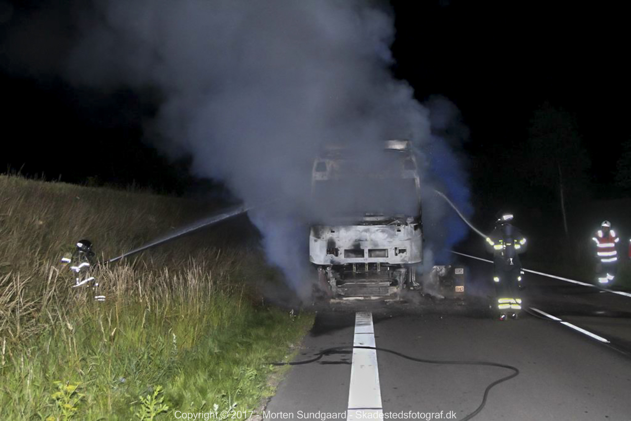 Brand i lastbil på Omfartsvejen